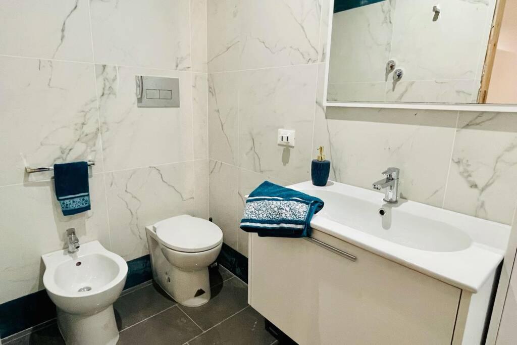 Trapani Centro Storico Apartment, Great Central Location! All New Furniture And Appliances! Екстериор снимка