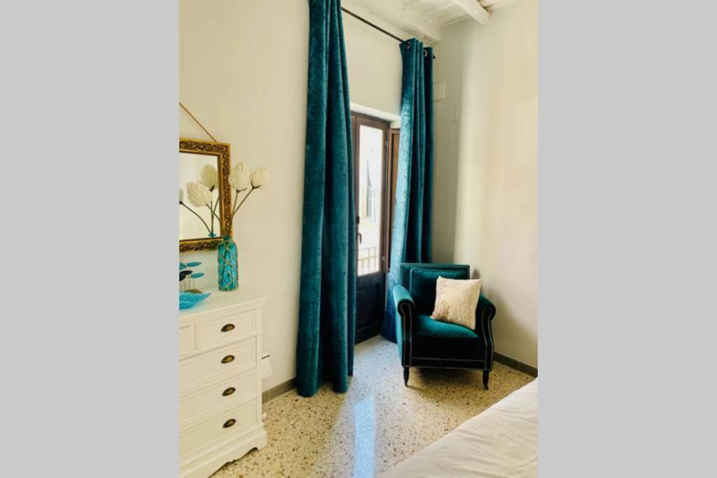 Trapani Centro Storico Apartment, Great Central Location! All New Furniture And Appliances! Екстериор снимка