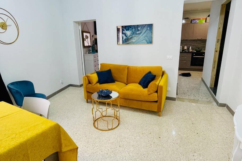 Trapani Centro Storico Apartment, Great Central Location! All New Furniture And Appliances! Екстериор снимка